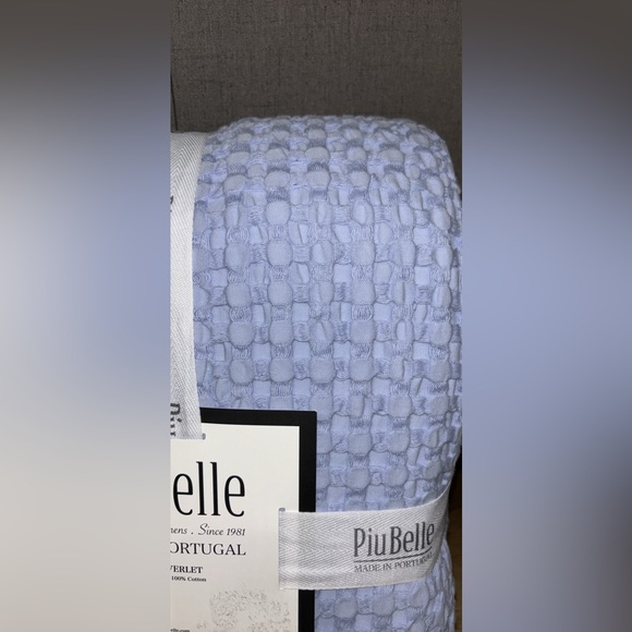 PiuBelle King Coverlet - Picture 3 of 4